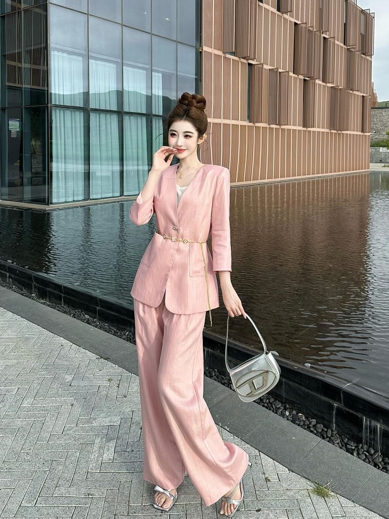 Louis Vuitton Long Suits